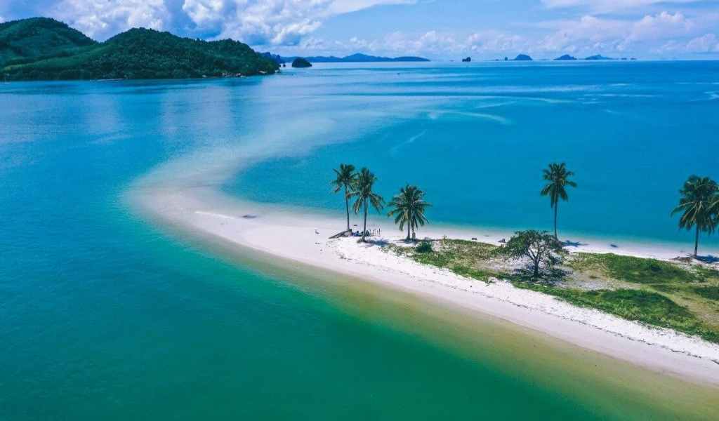 Koh Yao Yai is a full-day Luxury Catamaran Private Tour (Pornpinyo Marine)